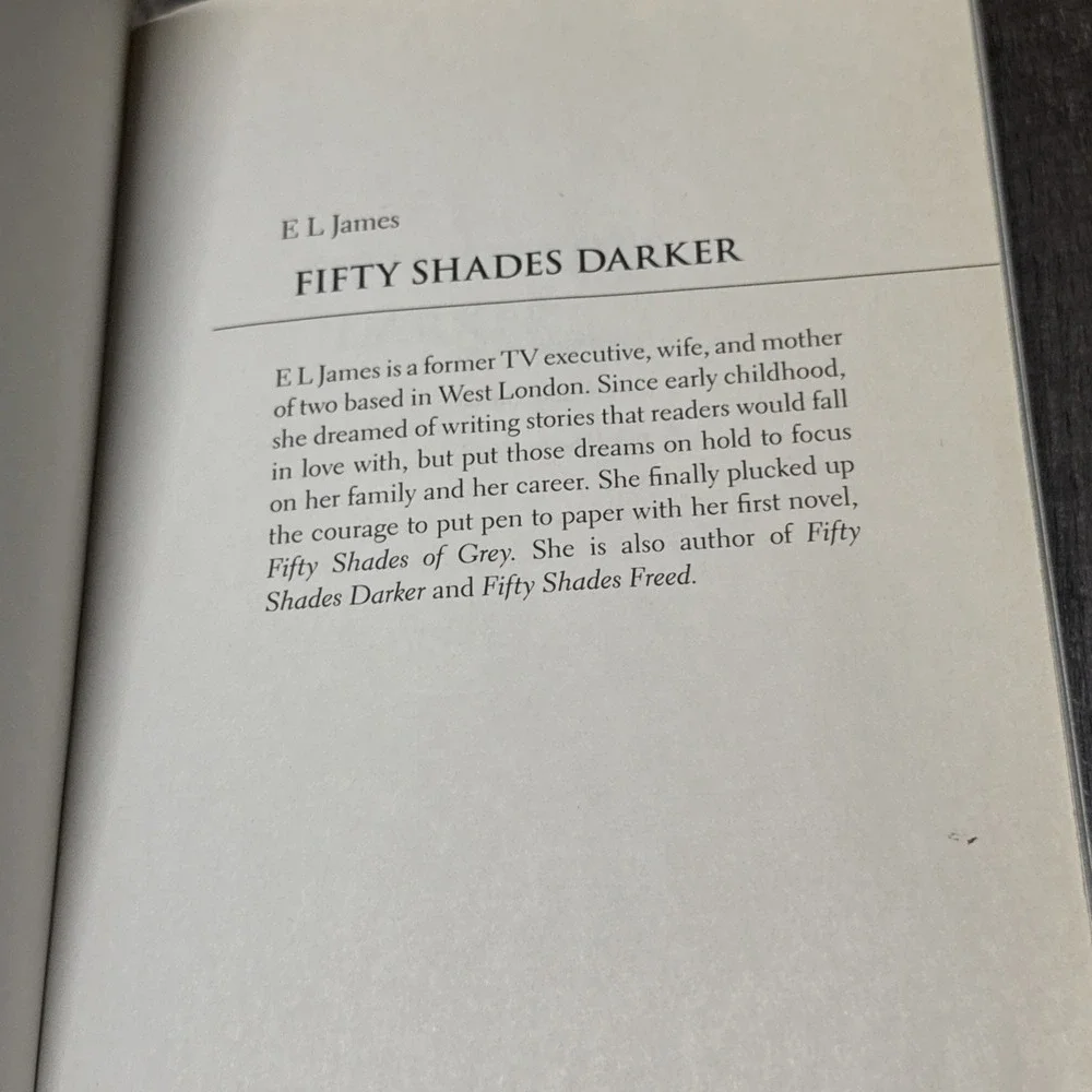 FIFTY 50 SHADES OF GREY BOOKS 2 and 3 Freed and Darker by E. L. James NEW